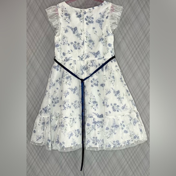 Rare Editions - Floral Blue and White sleeveless chiffon Dress (Size 6x) - Picture 2 of 5
